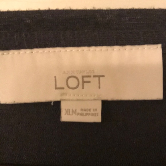 Soft comfy breezy ruffle tee for Maternity - Picture 2 of 4